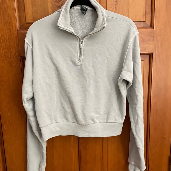 Wild Fable cropped sweatshirt light blue